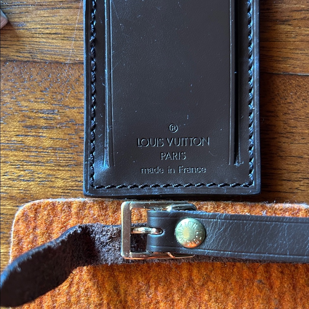 Louis Vuitton Leather Luggage Tag. Rare Find Damier Ebene 🧳★ - Picture 11 of 11